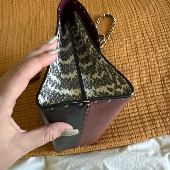 Coach Purse - Picture 4 of 7